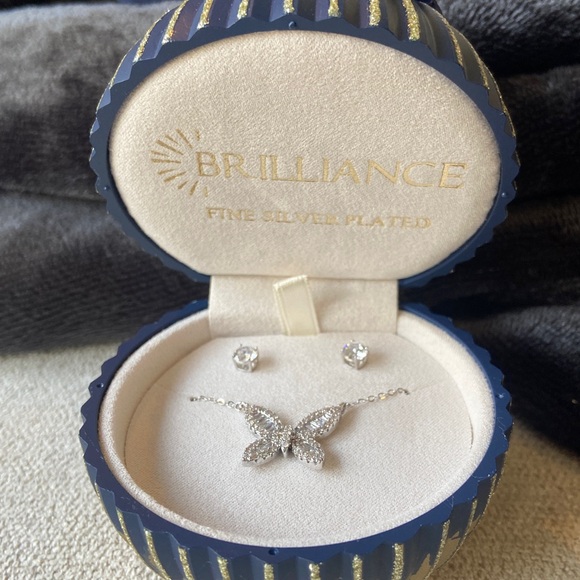 Elegant Silver Butterfly Necklace and Earring Set. Cubic Zirconia. Brilliance! - Picture 8 of 12
